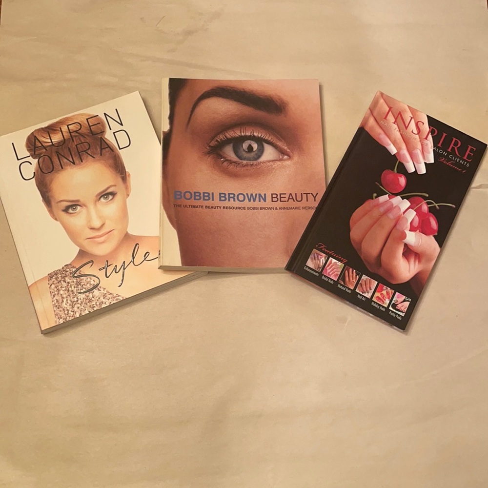 Beauty & fashion book bundle- a triple threat! 😍💄👗